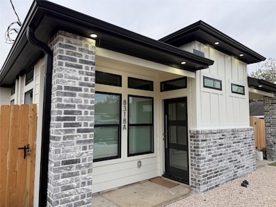 8318 Brandon St, Houston, TX 77051 - photo 2