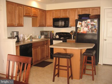 1239 Mare St, Ranson, WV 25438 - photo 6