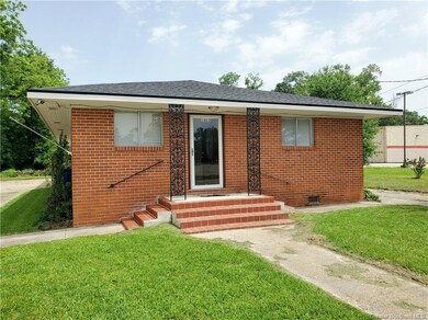 1022 W 1st St, Deridder, LA 70634 - photo 2