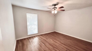 2301 Ohlen Rd unit 107, Austin, TX 78757 - photo 5