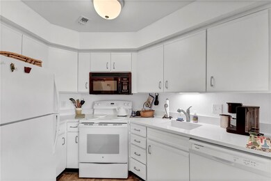 302 Moss Oak Cir unit 302, St. Simons Island, GA 31522 - photo 5