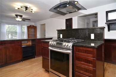 1008 Main Ave, Warwick, RI 02886 - photo 4