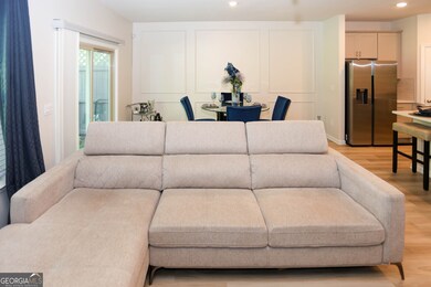 5682 Plain Field Ln, Lilburn, GA 30047 - photo 5