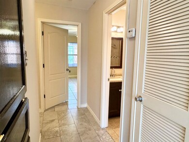 207 Martingale unit 78, Laredo, TX 78041 - photo 6