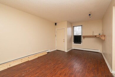 25 Elberon Place, Albany, NY 12203 - photo 2