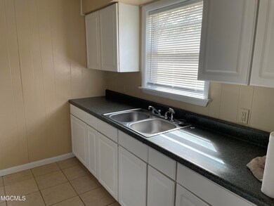 4230 Mimosa Dr, Moss Point, MS 39562 - photo 4