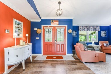 Double front doors with leaded glass!