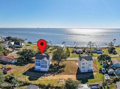 444 Pearson Cir, Newport, NC 28570 - photo 3