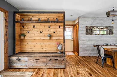 6405 E Allgaier Rd, Traverse City, MI 49684 - photo 7