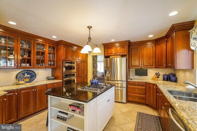 113 E Lake Dr, Annapolis, MD 21403 - photo 3