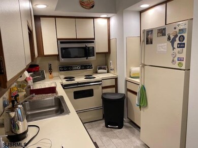 428 W Shore Dr unit 7, Brigantine, NJ 08203 - photo 7