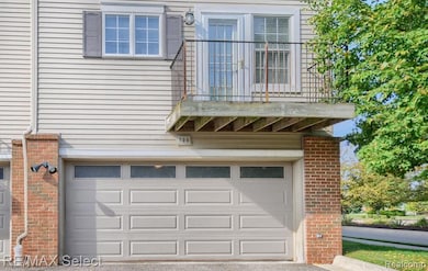 700 Eagle Dr unit 1, Fenton, MI 48430 - photo 3