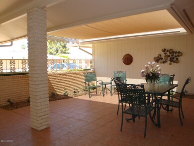 FANTASTIC PRIVATE FRONT PATIO