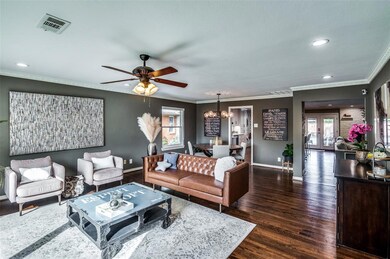 6819 E Mockingbird Ln, Dallas, TX 75214 - photo 5