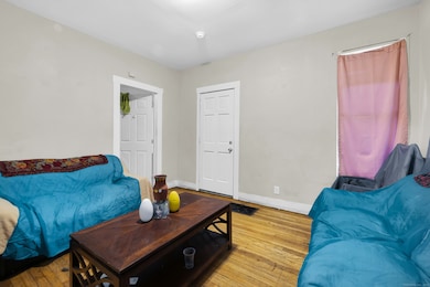 115 Clay St, New Haven, CT 06513 - photo 6