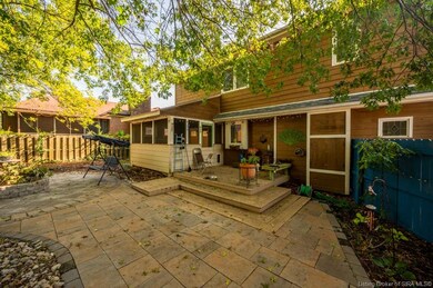 1132 Carriage Ln, New Albany, IN 47150 - photo 2