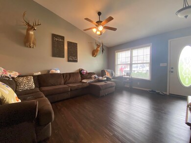 625 N Sunset Ave, Bolivar, MO 65613 - photo 7