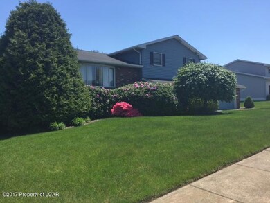 305 E Oriole Dr, Kingston, PA 18704 - photo 5