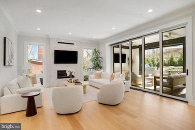 4403 Andes Dr, Fairfax, VA 22030 - photo 7