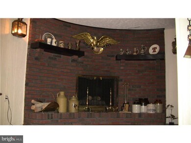 1 Bruce Dr, Clementon, NJ 08021 - photo 4