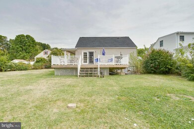 800 Martin Rd, Essex, MD 21221 - photo 5