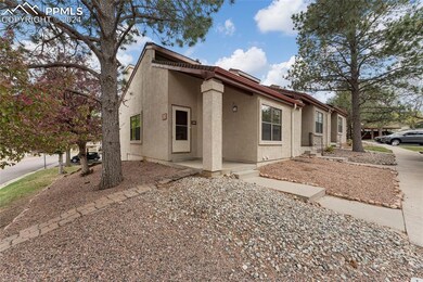 625 Autumn Crest Cir unit A, Colorado Springs, CO 80919 - photo 3