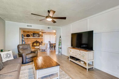 3233 E Emerald Circle Mesa AZ-small-007-