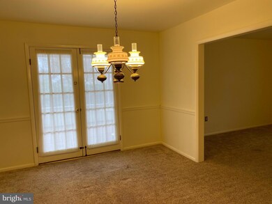 505 Penrose Ln, Warminster, PA 18974 - photo 4