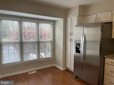 15458 Windsong Ln, Dumfries, VA 22025 - photo 3