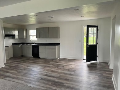 1201 E Meadows Dr, Greensburg, IN 47240 - photo 7