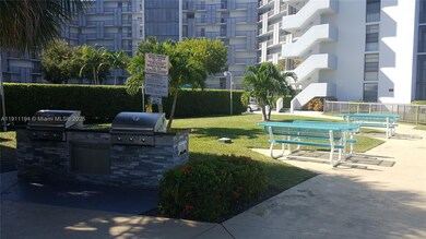 3401 N Country Club Dr unit 412, Miami, FL 33180 - photo 4