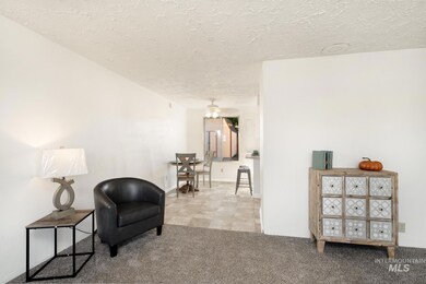 713 W Iowa Ave, Nampa, ID 83686 - photo 4