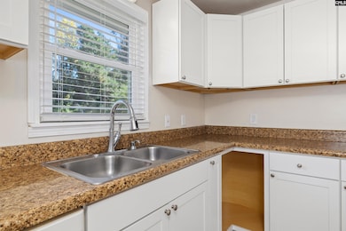 122 Yorkshire Dr, Lugoff, SC 29078 - photo 6