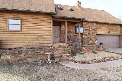 574 N Buckeye Trail, Cleveland, OK 74020 - photo 2