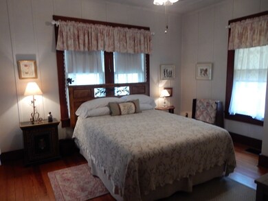 206 W Orchard St, Fredericksburg, TX 78624 - photo 7