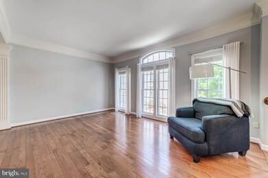 9066 Tanyard Ln, Lorton, VA 22079 - photo 4