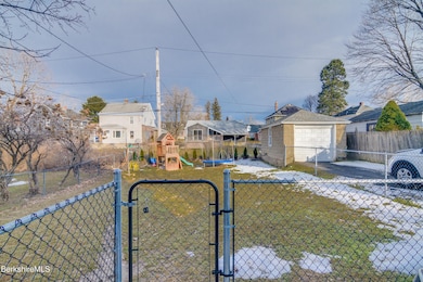 20220315-01-31EastonAve-Pittsfield-MA-01