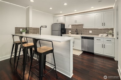 1400 Bellevue Way SE unit 4, Bellevue, WA 98004 - photo 5