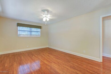 4115 Macgregor Dr, Jacksonville, FL 32210 - photo 6