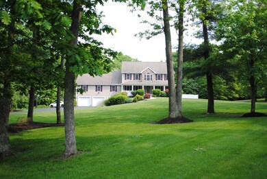 18 Mikayla Ann Dr, Rehoboth, MA 02769 - photo 2