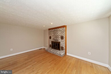 9233 Crazyquilt Ct, Columbia, MD 21045 - photo 6