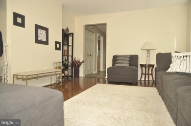 10281 Arizona Cir, Bethesda, MD 20817 - photo 7