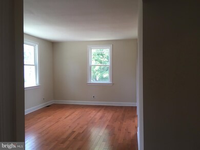 7100 E Chesapeake St, Hyattsville, MD 20785 - photo 2