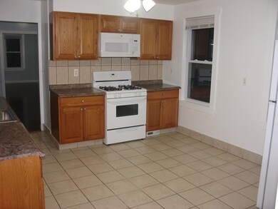126 Shawmut St unit 2, Chelsea, MA 02150 - photo 3