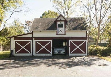 128 W Wayne Ave, Wayne, PA 19087 - photo 4