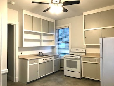 38 Rhode Island Ave unit 3, Newport, RI 02840 - photo 6