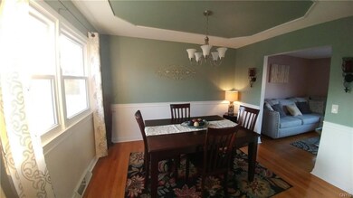 FORMAL DININGROOM