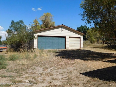 451 E 10th St, Craig, CO 81625 - photo 4