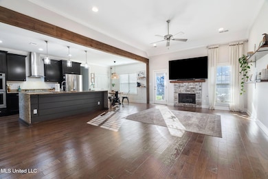 5-web-or-mls-1115 N Broadwing Cir%0A-04