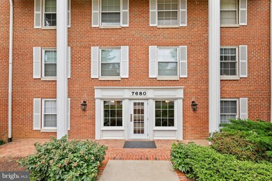 7680 Tremayne Place unit 313, McLean, VA 22102 - photo 4